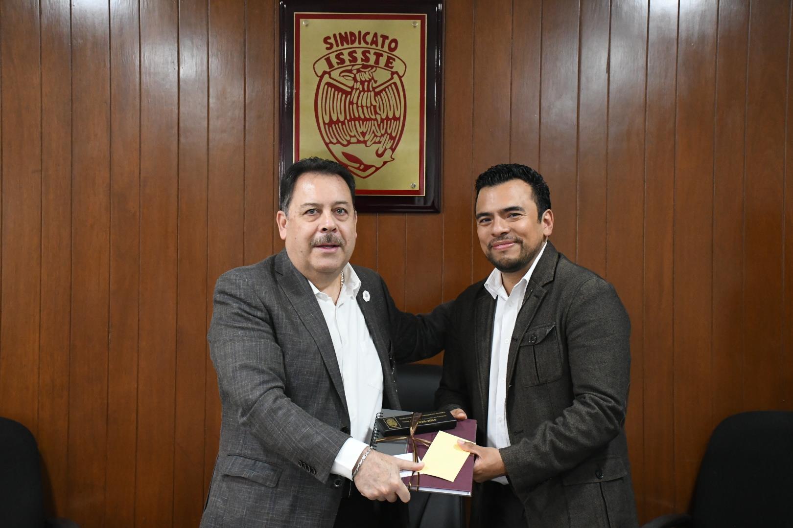 Reconocimiento al equipo jurídico del CEN del SNTISSSTE, con motivo del Día de las y los Abogados